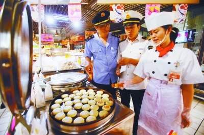 严把中秋食品安全关 _ 区县焦点图 _ 龙虎网